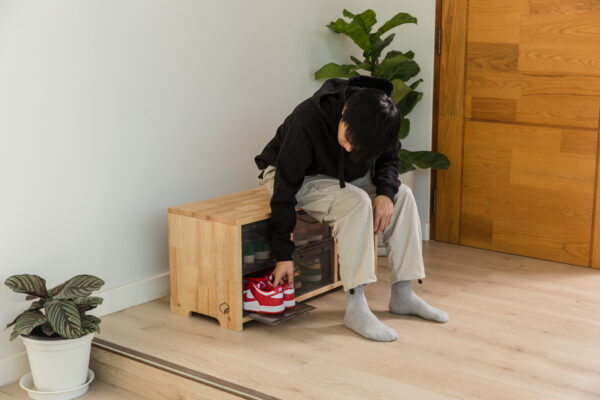 TOWER BOX SNEAKERS WOODEN STOOL